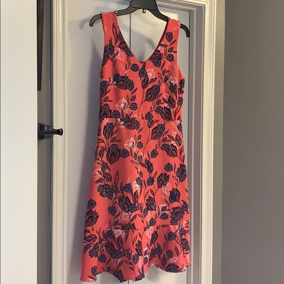 Banana Republic Dresses & Skirts - Coral with navy floral print Dress